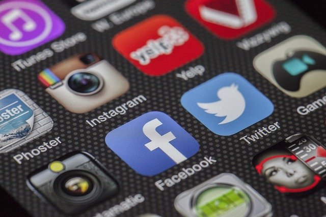 ツイッターとフェイスブックは、10代の若者の間で全く人気がない